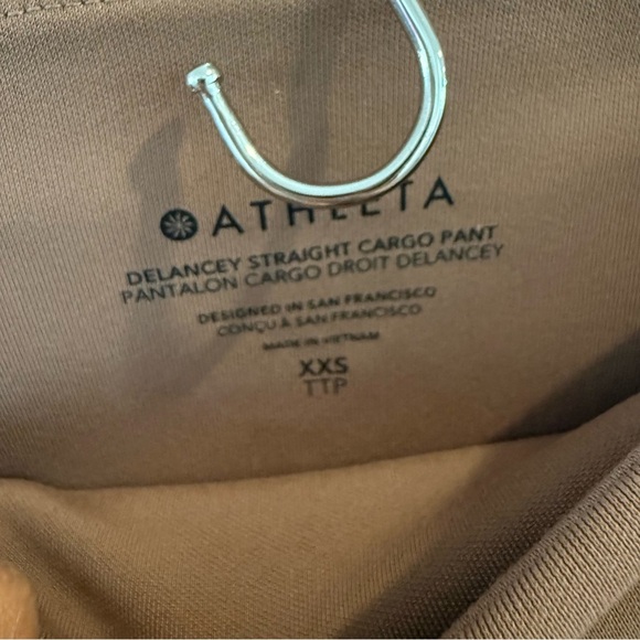 Athleta- Brown Delancy Straight Cargo Pants - XXS - Picture 3 of 6